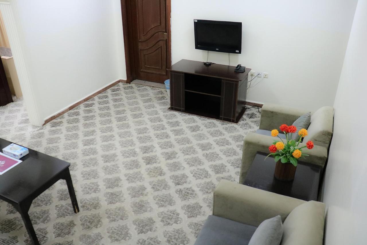 Al Farhan Hotel Suites 리야드 외부 사진