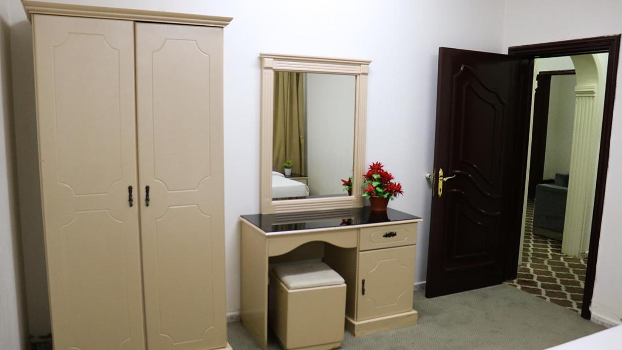 Al Farhan Hotel Suites 리야드 외부 사진