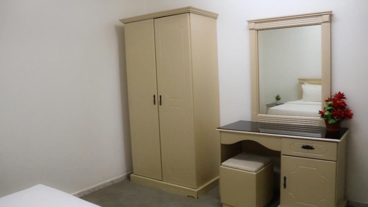 Al Farhan Hotel Suites 리야드 외부 사진