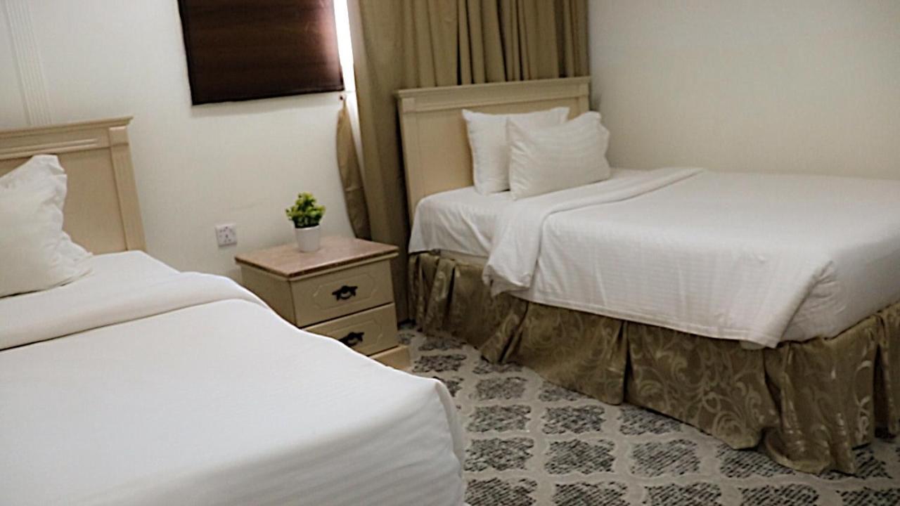 Al Farhan Hotel Suites 리야드 외부 사진