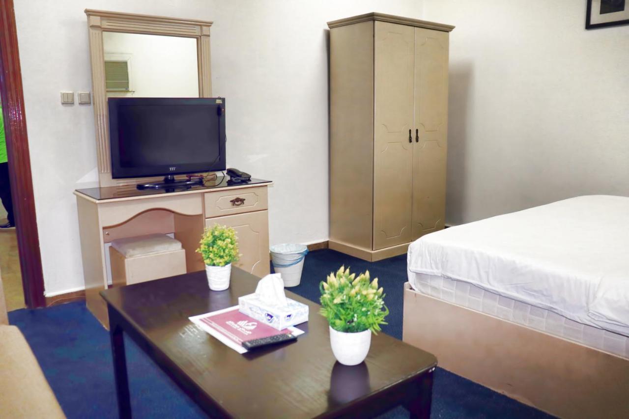 Al Farhan Hotel Suites 리야드 외부 사진