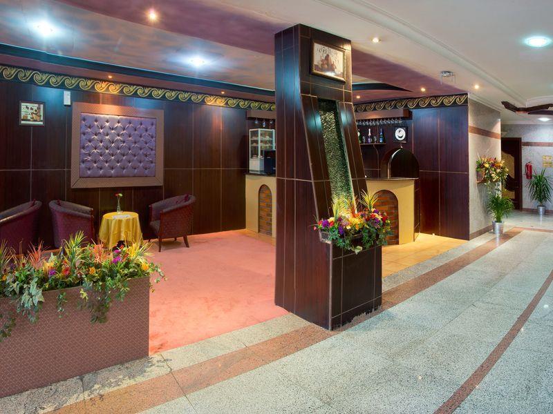 Al Farhan Hotel Suites 리야드 외부 사진