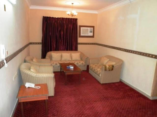 Al Farhan Hotel Suites 리야드 외부 사진